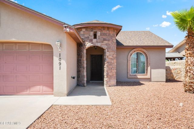 1091 Chris Forbes Circle, Socorro, TX 79927