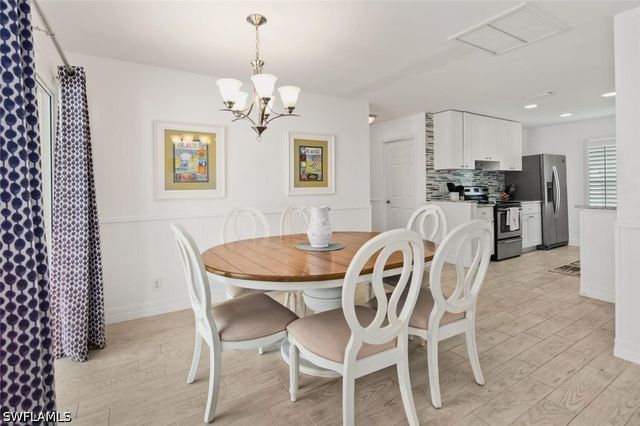 534 96th AVE N, Naples, FL 34108