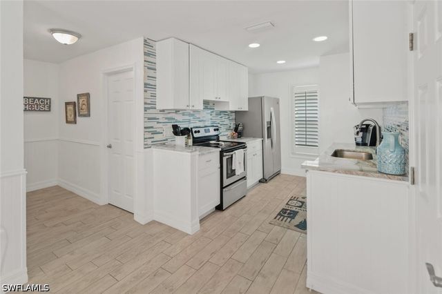 534 96th AVE N, Naples, FL 34108