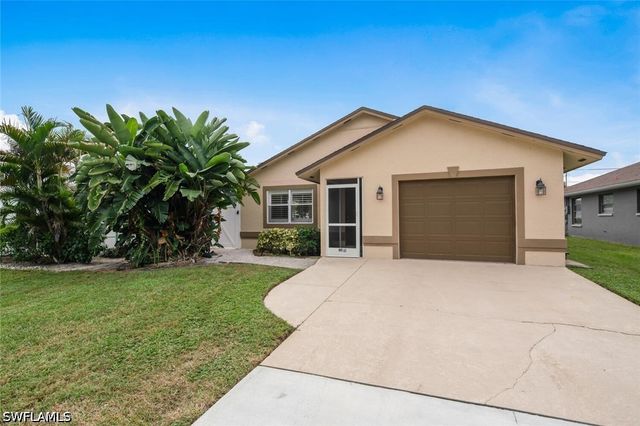 534 96th AVE N, Naples, FL 34108