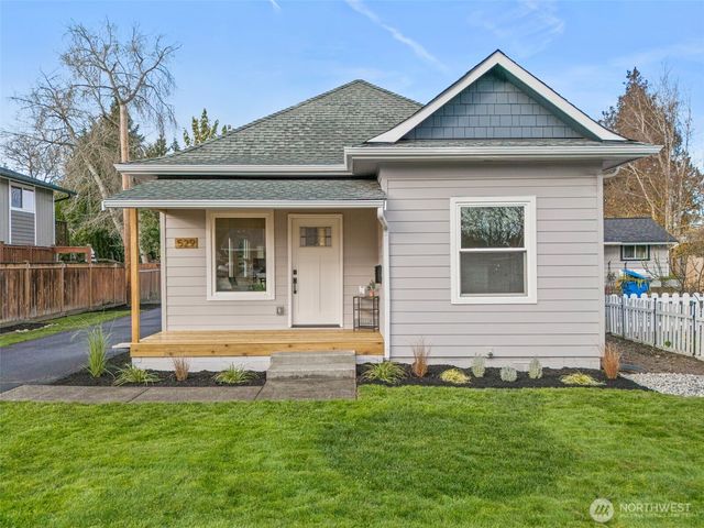 529 4th Avenue SE, Puyallup, WA 98372