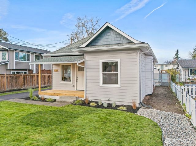 529 4th Avenue SE, Puyallup, WA 98372