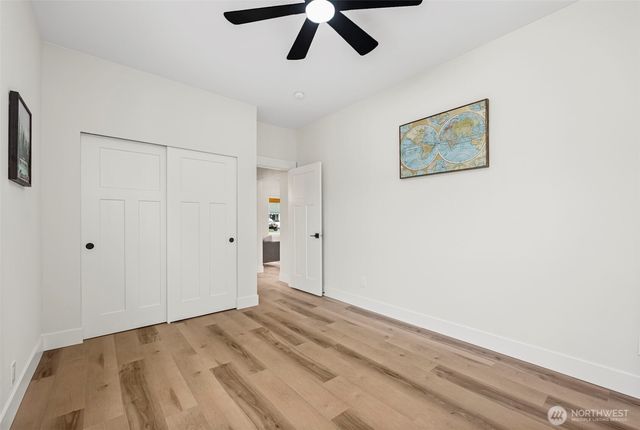 529 4th Avenue SE, Puyallup, WA 98372