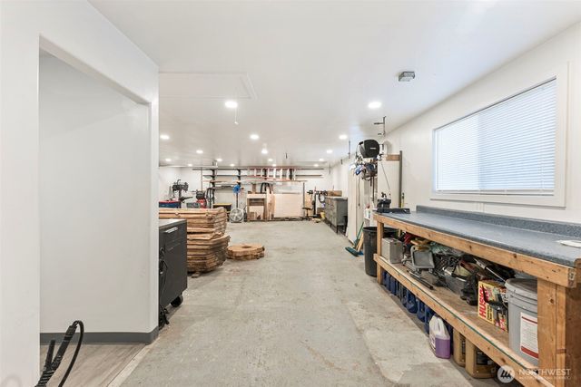 529 4th Avenue SE, Puyallup, WA 98372