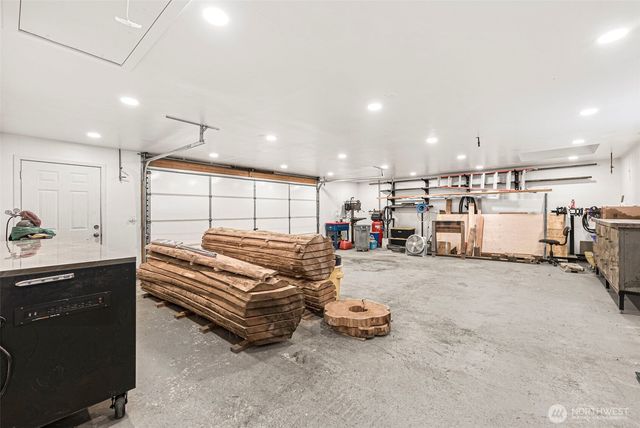 529 4th Avenue SE, Puyallup, WA 98372