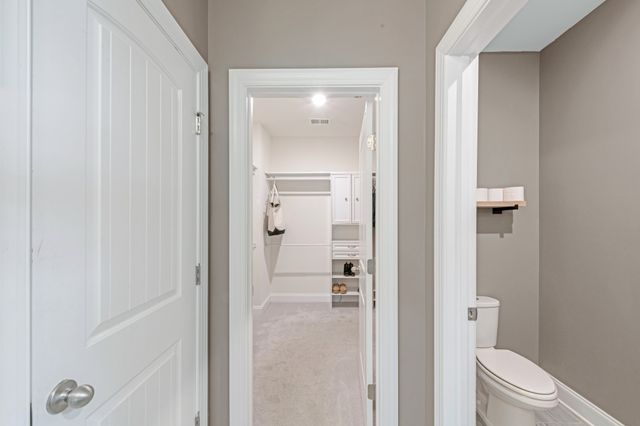 1712 Boardwalk Pl, Gallatin, TN 37066