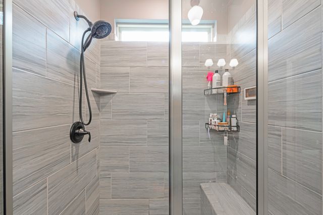 1712 Boardwalk Pl, Gallatin, TN 37066