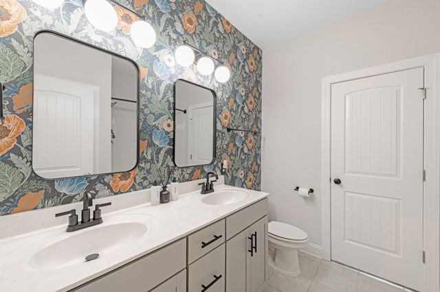 1712 Boardwalk Pl, Gallatin, TN 37066