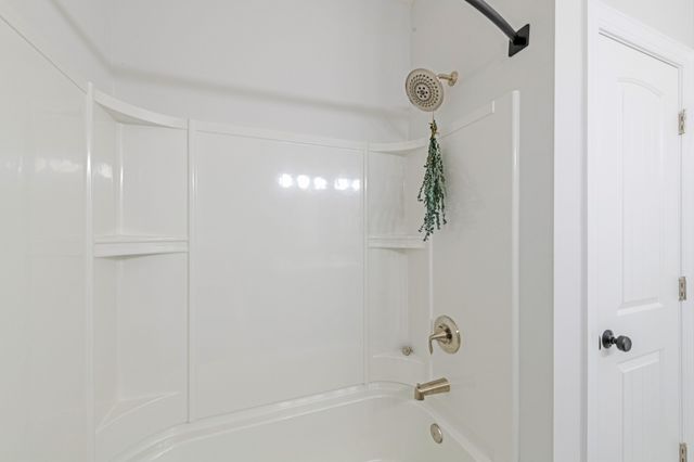 1712 Boardwalk Pl, Gallatin, TN 37066