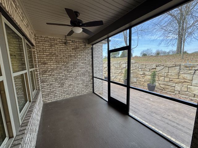 1712 Boardwalk Pl, Gallatin, TN 37066