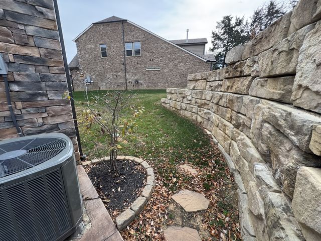 1712 Boardwalk Pl, Gallatin, TN 37066