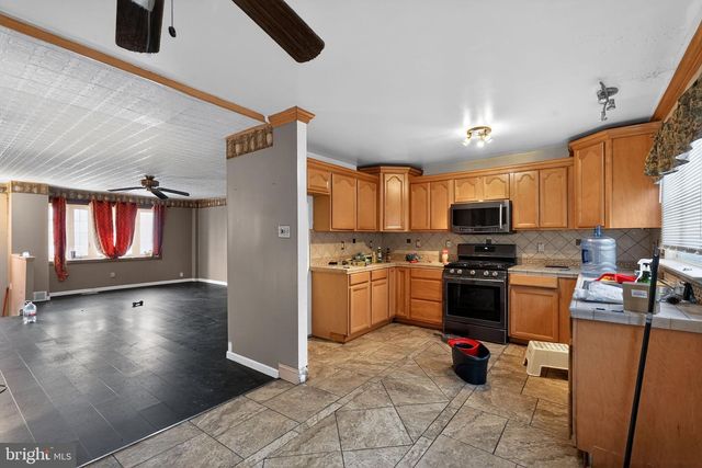 3268 BIRCH RD, Philadelphia, PA 19154