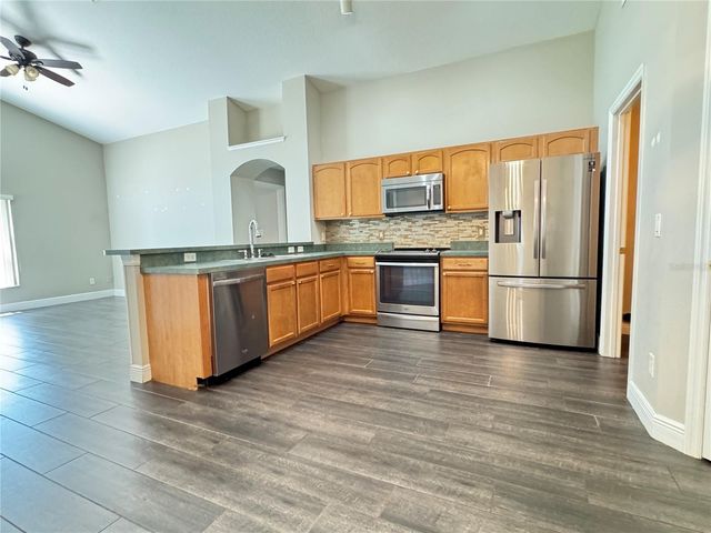 475 LISA KAREN CIRCLE, Apopka, FL 32712