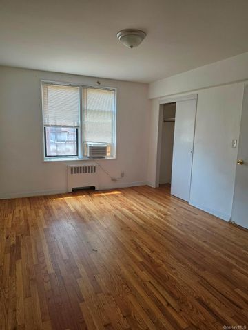 530 Riverdale Avenue 3K, Yonkers, NY 10705