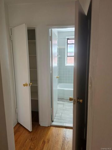 530 Riverdale Avenue 3K, Yonkers, NY 10705