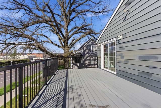 1511 N Walnut St, Spokane, WA 99201