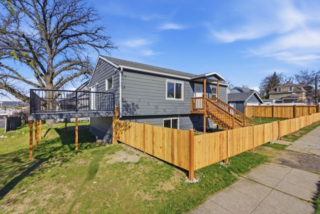 1511 N Walnut St, Spokane, WA 99201