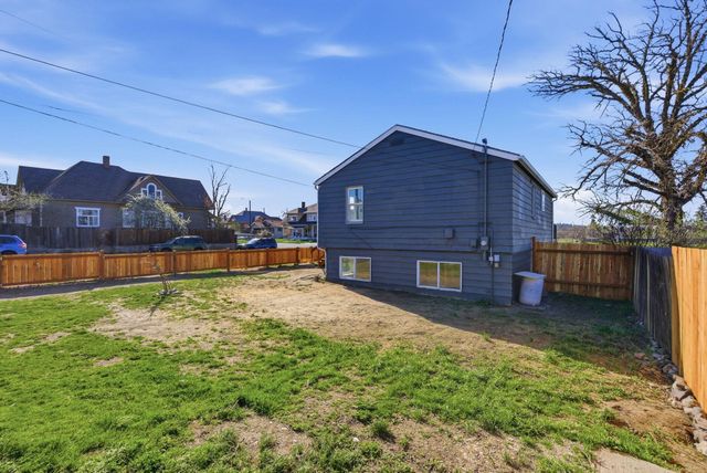 1511 N Walnut St, Spokane, WA 99201