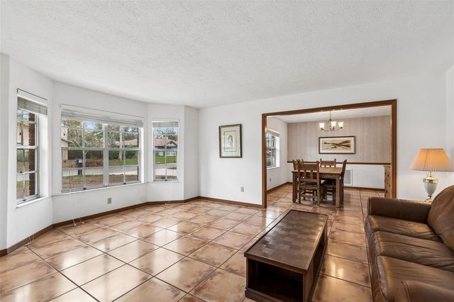 6701 MID PLACE, Temple Terrace, FL 33617