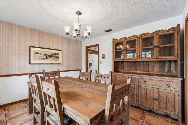 6701 MID PLACE, Temple Terrace, FL 33617