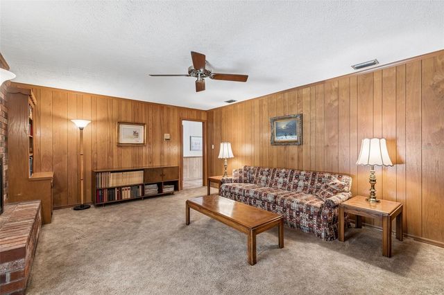 6701 MID PLACE, Temple Terrace, FL 33617