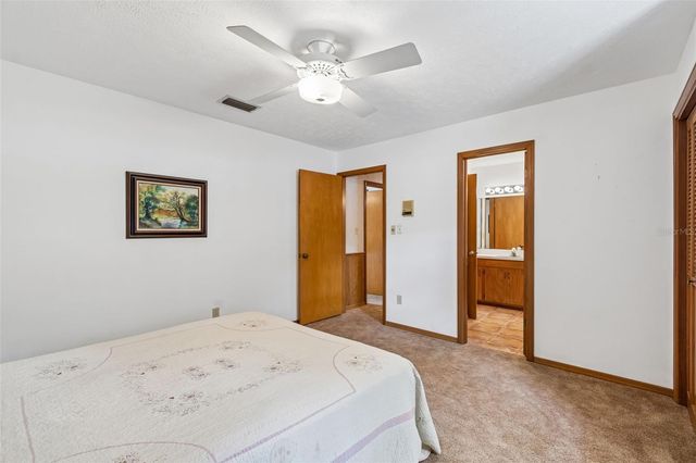 6701 MID PLACE, Temple Terrace, FL 33617