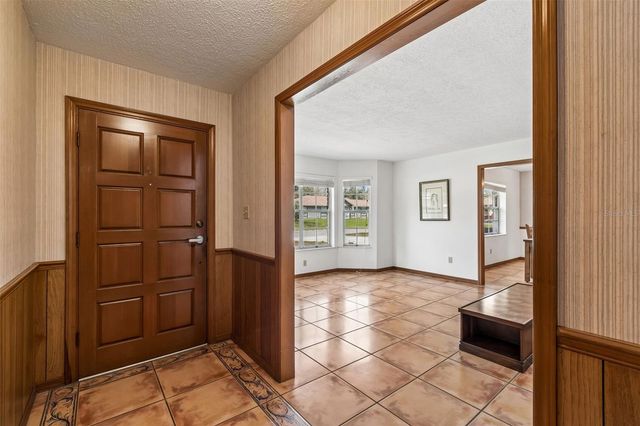 6701 MID PLACE, Temple Terrace, FL 33617