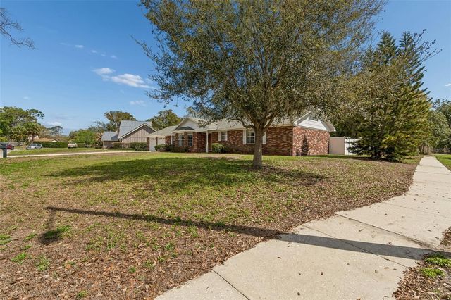 6701 MID PLACE, Temple Terrace, FL 33617