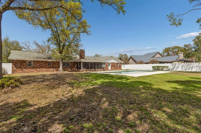 6701 MID PLACE, Temple Terrace, FL 33617