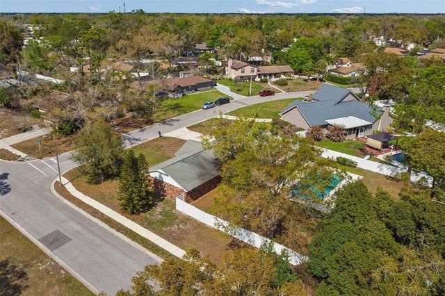 6701 MID PLACE, Temple Terrace, FL 33617