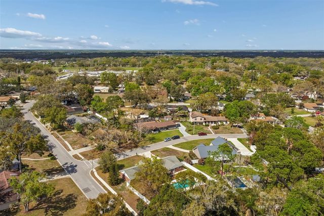 6701 MID PLACE, Temple Terrace, FL 33617