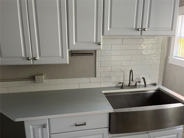 2328 N HIGHLAND AVENUE, Tampa, FL 33602