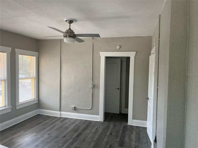 2328 N HIGHLAND AVENUE, Tampa, FL 33602