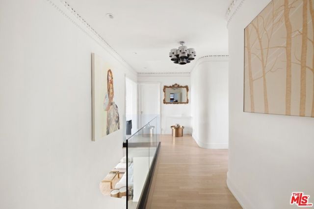 6650 Whitley Terrace, Los Angeles, CA 90068