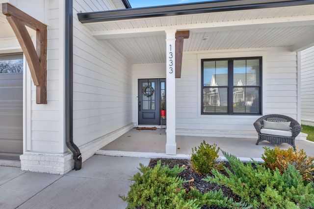 1333 Island View Ct, Nashville, TN 37214