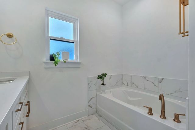 1333 Island View Ct, Nashville, TN 37214