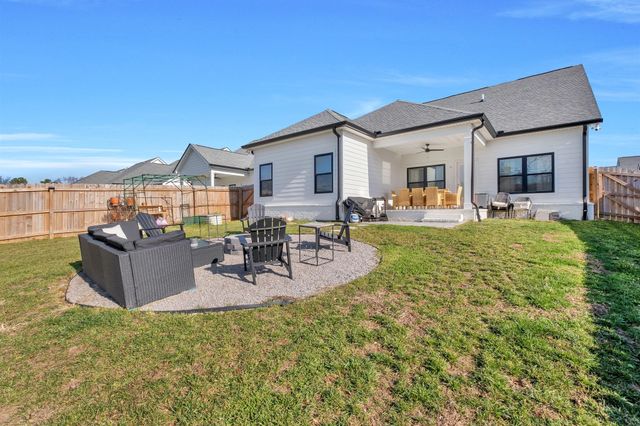 1333 Island View Ct, Nashville, TN 37214