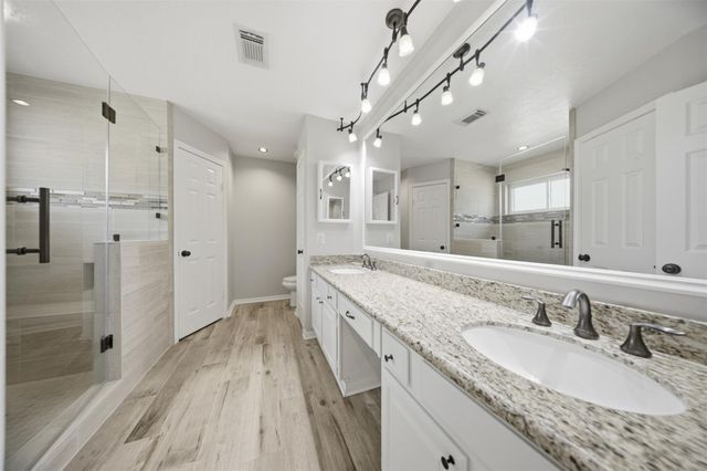 18003 Country Place Drive, Conroe, TX 77302