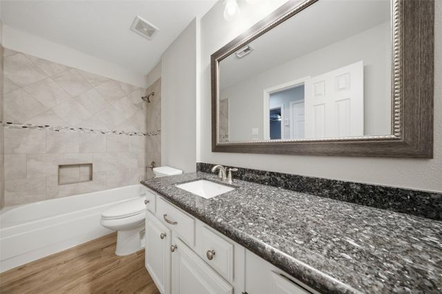 18003 Country Place Drive, Conroe, TX 77302