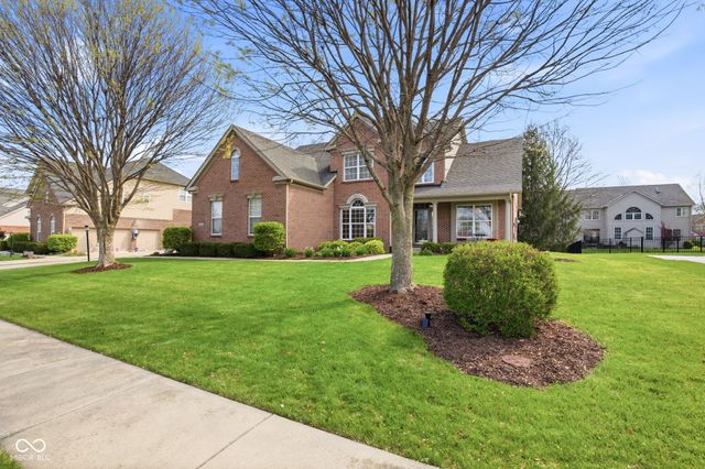 10514 Stonegate Drive, Fishers, IN 46040