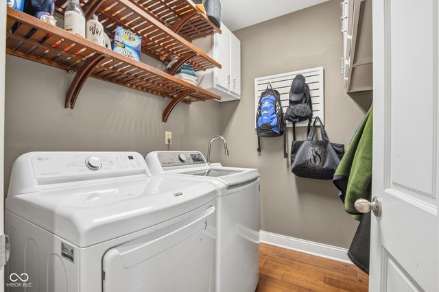 10514 Stonegate Drive, Fishers, IN 46040