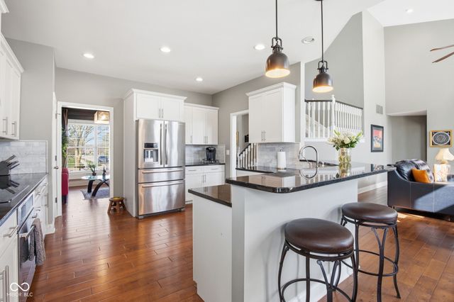 10514 Stonegate Drive, Fishers, IN 46040