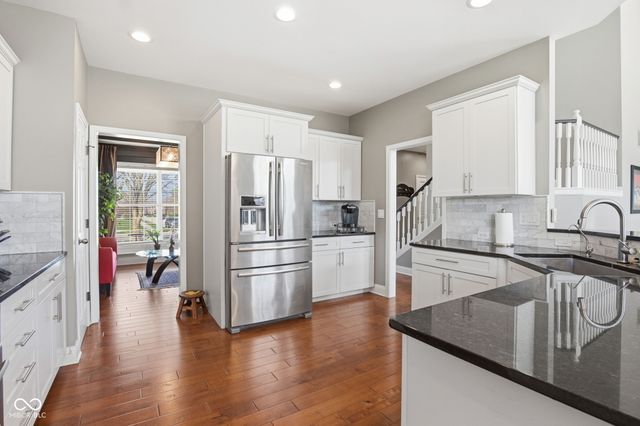 10514 Stonegate Drive, Fishers, IN 46040