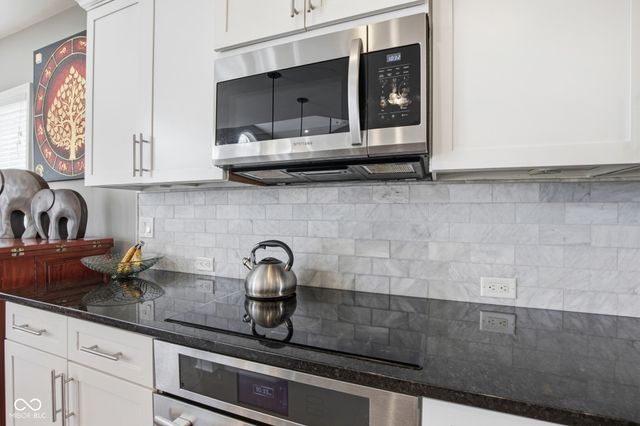 10514 Stonegate Drive, Fishers, IN 46040