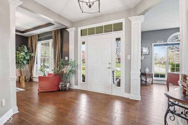 10514 Stonegate Drive, Fishers, IN 46040
