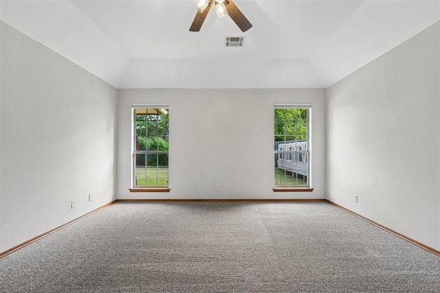 2725 NW 166th Street, Edmond, OK 73012