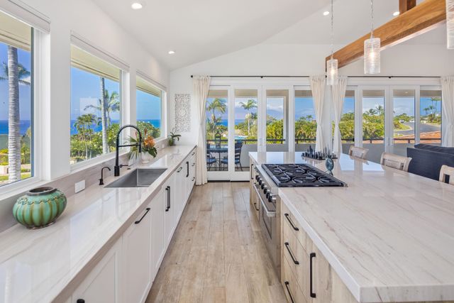 3977 Wailea Ekolu Pl, Kihei, HI 96753