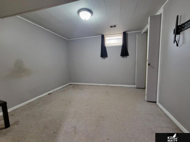 6826 Morrill Avenue, Lincoln, NE 68507
