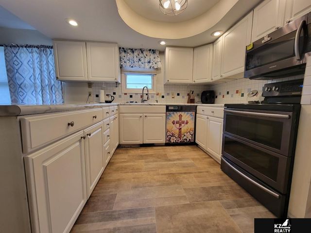 6826 Morrill Avenue, Lincoln, NE 68507