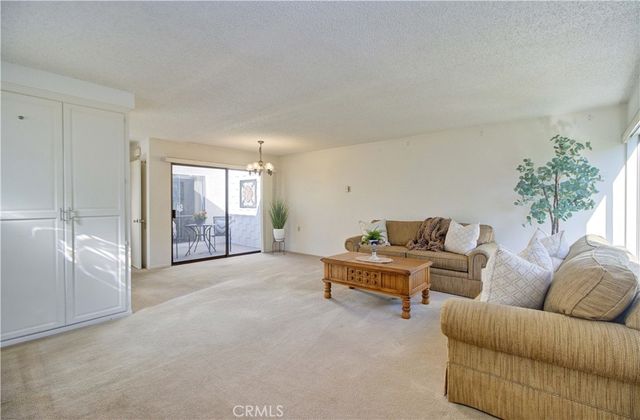 2015 Via Mariposa West B, Laguna Woods, CA 92637